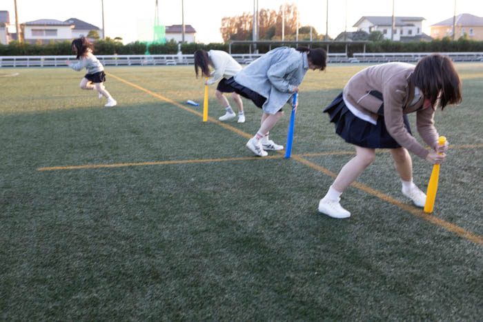 僕が見たかった青空が「B.L.T.2月号」に全員集合で、2025年を納める！限定版表紙やライブ会場限定特典、パネル展まで盛りだくさん！