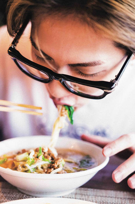 見たことのない志尊淳づくしでお届け。『志尊淳アニバーサリー写真集「final」』本日12月9日(火)発売!