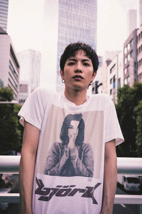 見たことのない志尊淳づくしでお届け。『志尊淳アニバーサリー写真集「final」』本日12月9日(火)発売!