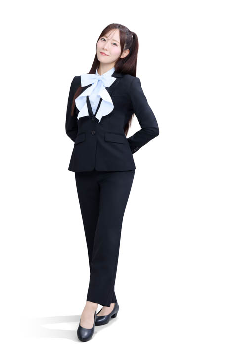 FRUITS ZIPPERがリアルな“褒められボイス”をお届けしフレッシャーズの新たな一歩を応援！ライブ配信感が満載の新Web CMが12月12日（金）公開！