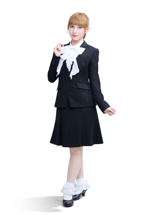 FRUITS ZIPPERがリアルな“褒められボイス”をお届けしフレッシャーズの新たな一歩を応援！ライブ配信感が満載の新Web CMが12月12日（金）公開！