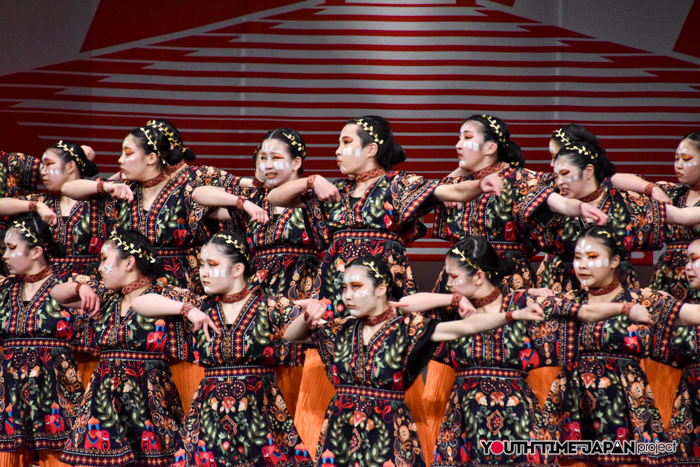 香里ヌヴェール学院高等学校「Flourish」がLARGE部門で演技を披露！＜マイナビHIGH SCHOOL DANCE COMPETITION 2026 WEST vol.2＞