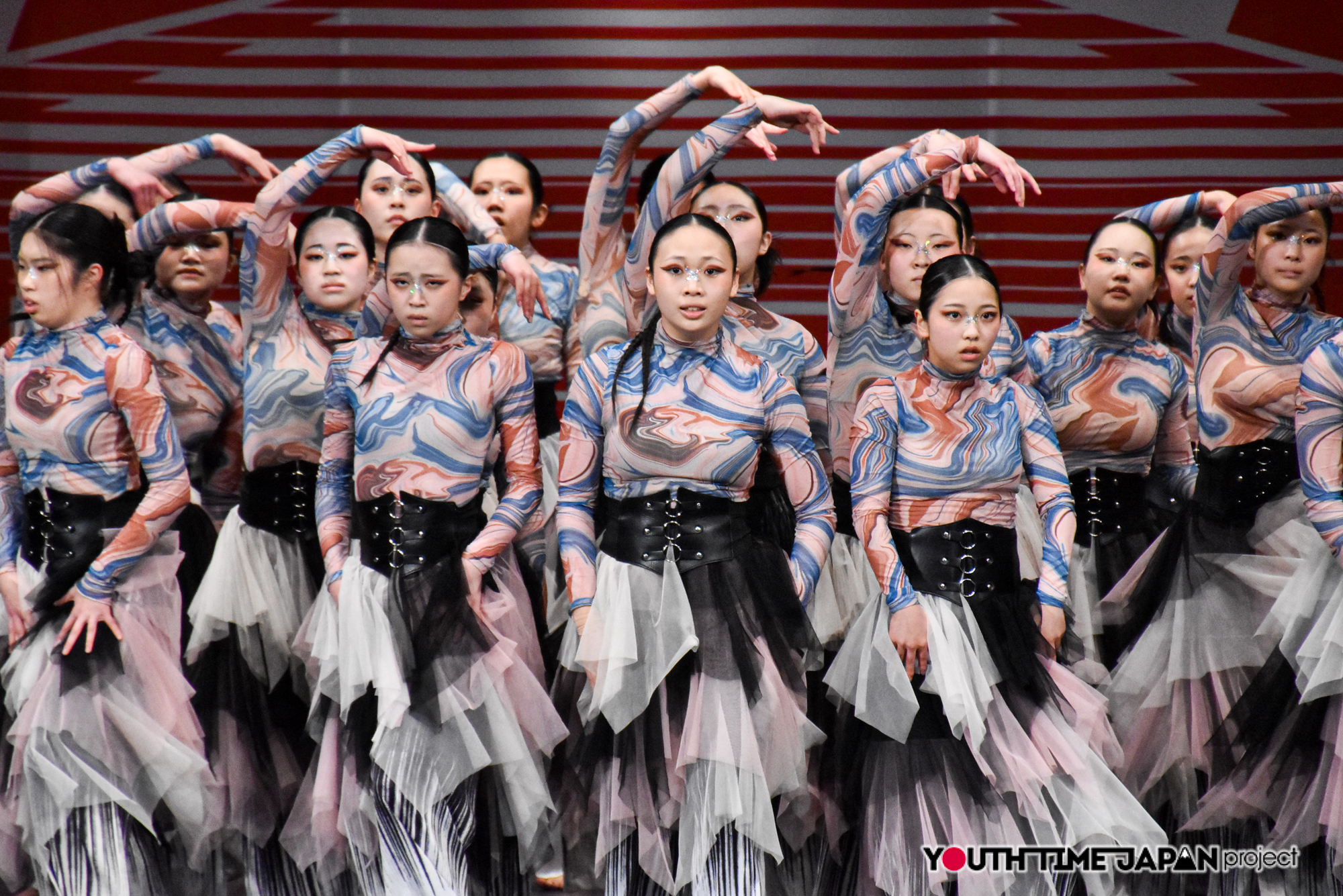 投稿についてもっと詳しく 樟蔭高等学校「TEAM 樟蔭」がLARGE部門で演技を披露！＜マイナビHIGH SCHOOL DANCE COMPETITION 2026 WEST vol.2＞