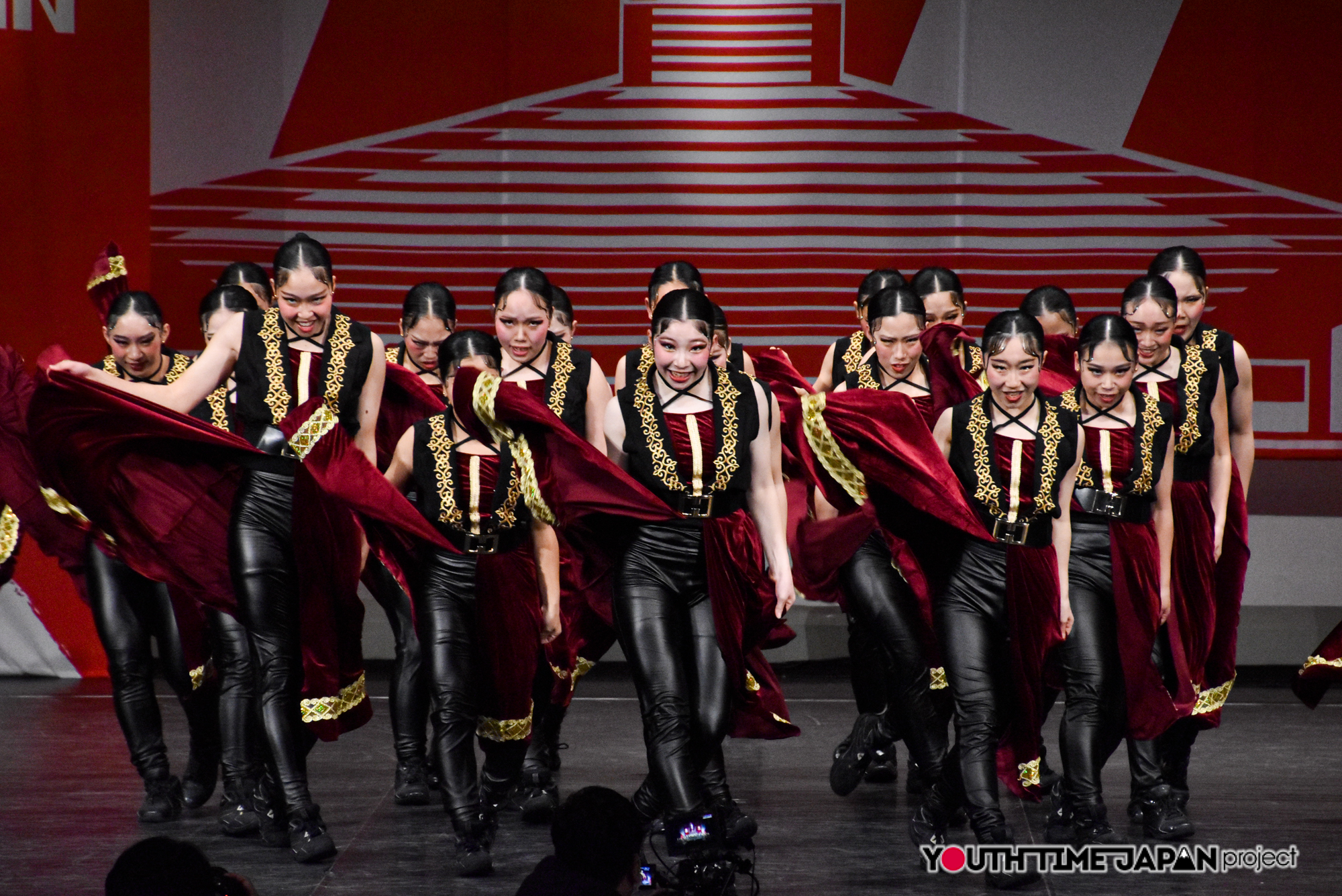 投稿についてもっと詳しく 大阪府立久米田高等学校「くめだんす」がLARGE部門で演技を披露！＜マイナビHIGH SCHOOL DANCE COMPETITION 2026 WEST vol.2＞