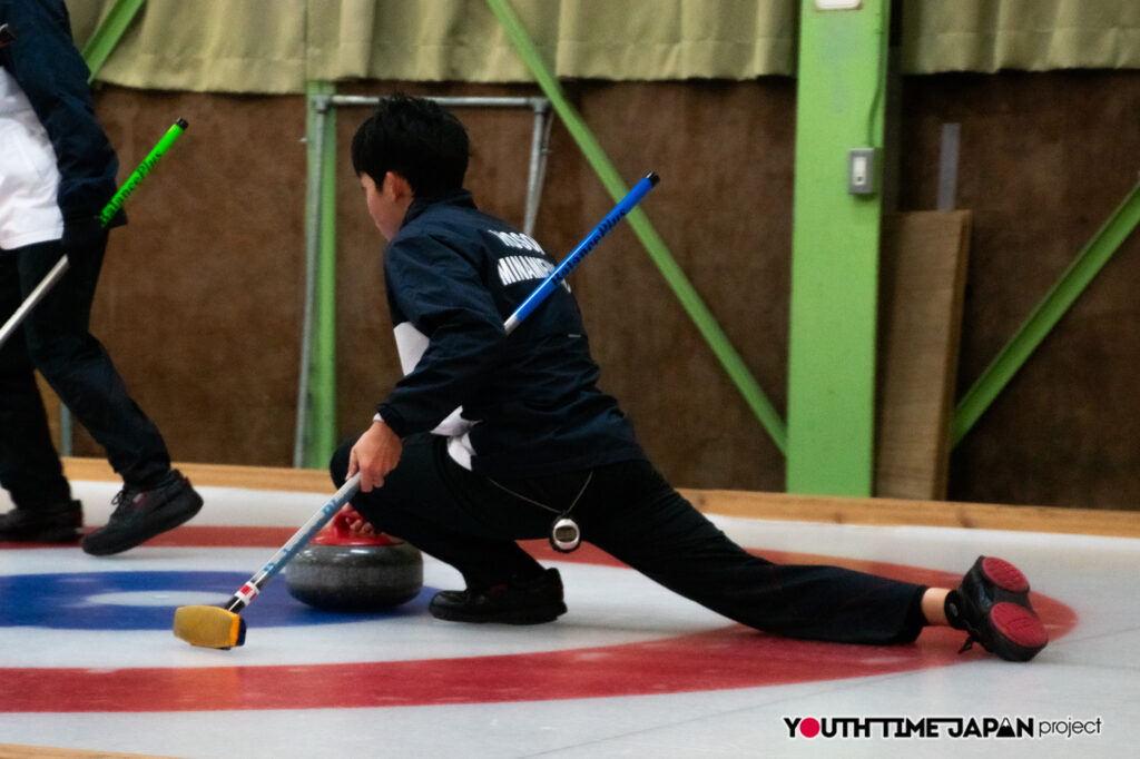 編集部が撮影した「北海道南富良野高等学校 カーリング部」