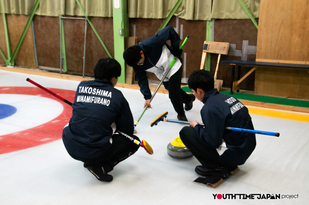 編集部が撮影した「北海道南富良野高等学校 カーリング部」