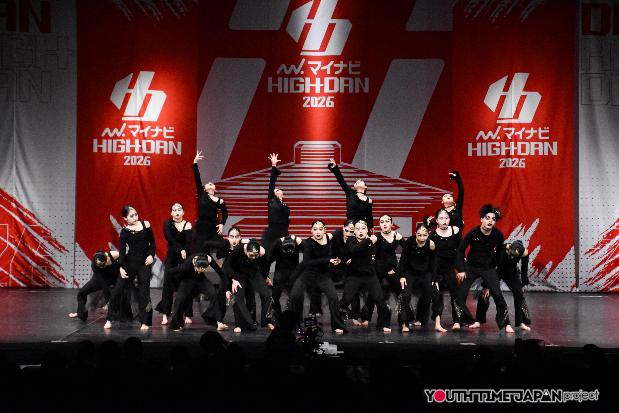 投稿についてもっと詳しく 岡山学芸館高等学校「天啓鳥」がLARGE部門で演技を披露！＜マイナビHIGH SCHOOL DANCE COMPETITION 2026 WEST vol.2＞