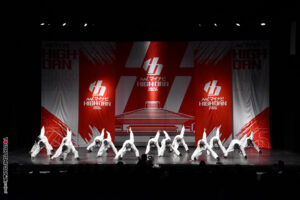 静岡県立浜松東高等学校「STILL TIGHT」がLARGE部門で演技を披露！＜マイナビHIGH SCHOOL DANCE COMPETITION 2026 WEST vol.2＞