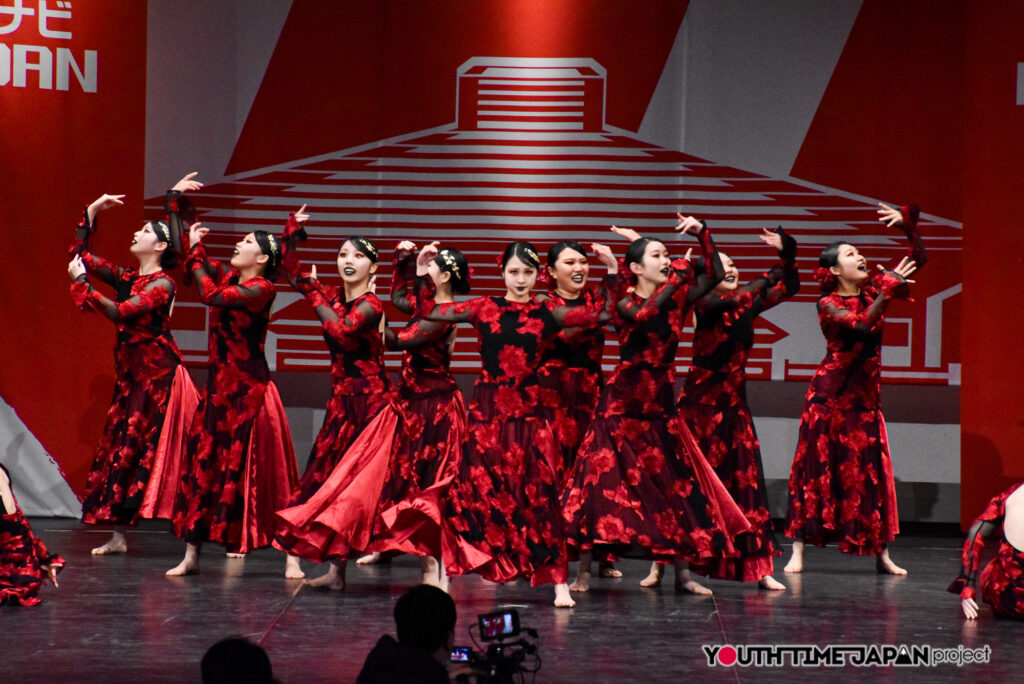 大阪府立和泉高等学校「VABENE」がLARGE部門で演技を披露！＜マイナビHIGH SCHOOL DANCE COMPETITION 2026 WEST vol.2＞