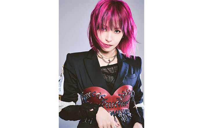 LiSA、デビュー15周年の節目を記念して「Anniversary calendar」を発売！