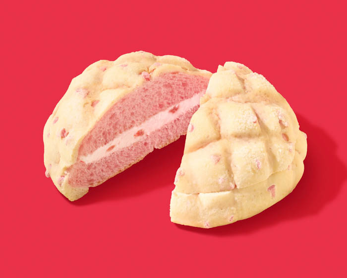 吉田鋼太郎、八木莉可子がキュートないちごづくしの衣装でいちご狩りに挑戦!?新TVCM「白をまとったいちご狩り®」篇1月6日(火)より放映開始!