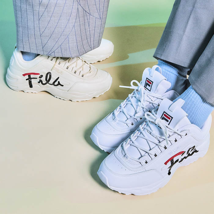 【ABCマート限定】FILA 人気モデル「Distracer」キャンペーン第一弾！本多大夢と浜川路己によるアイドルデュオ「ROIROM」を起用！春をイメージした新ビジュアル・ムービー公開！