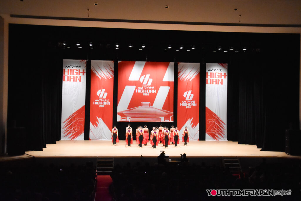 マイナビハイダン2026 EAST vol.3 LARGE部門で千葉敬愛高等学校「Belledia」がパフォーマンスをしているところ