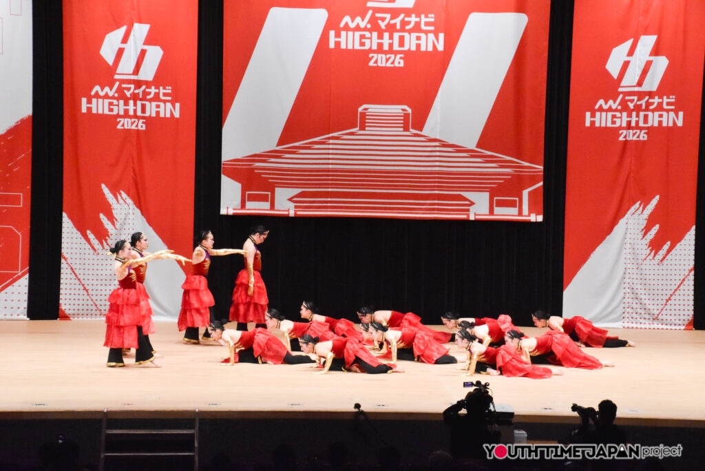 マイナビハイダン2026 EAST vol.3 LARGE部門で千葉敬愛高等学校「Belledia」がパフォーマンスをしているところ