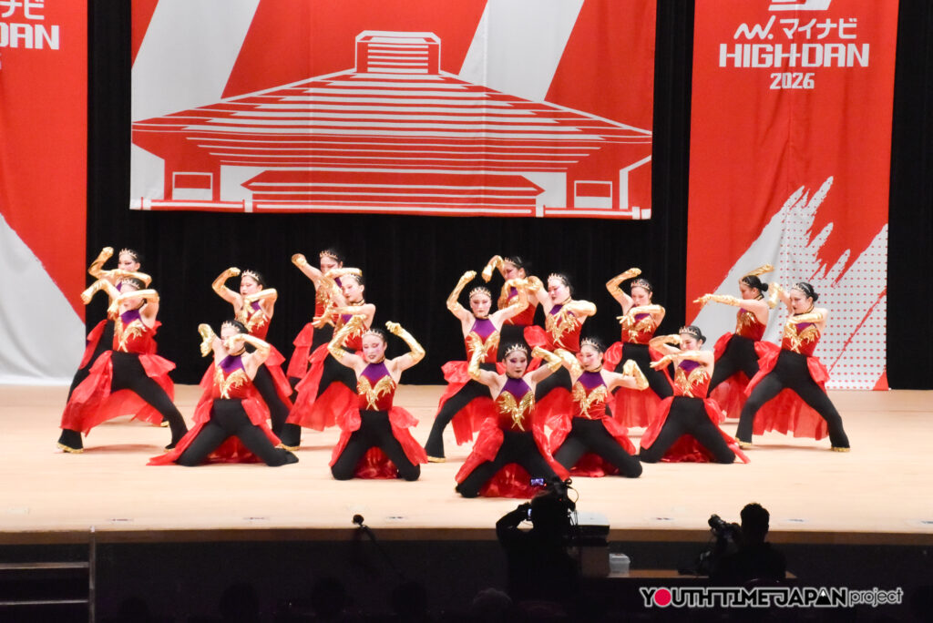 マイナビハイダン2026 EAST vol.3 LARGE部門で千葉敬愛高等学校「Belledia」がパフォーマンスをしているところ