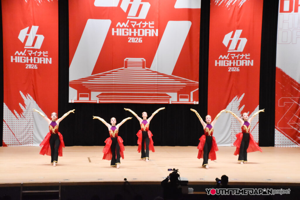 マイナビハイダン2026 EAST vol.3 LARGE部門で千葉敬愛高等学校「Belledia」がパフォーマンスをしているところ