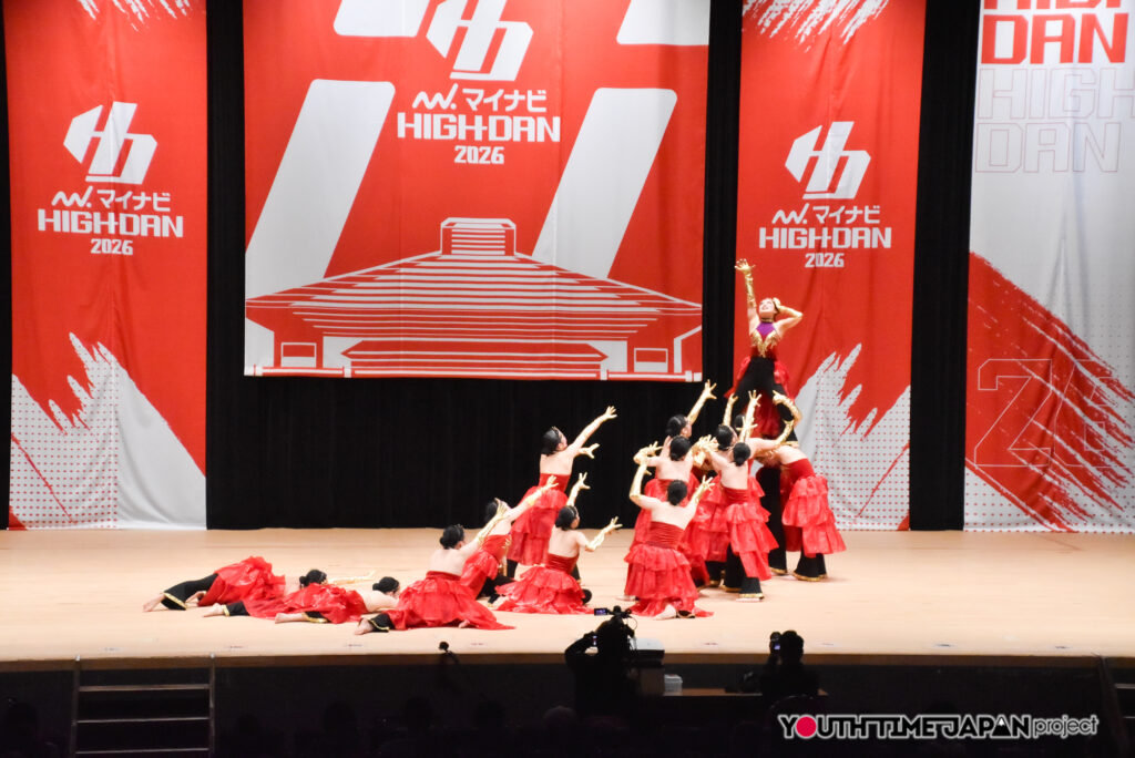 マイナビハイダン2026 EAST vol.3 LARGE部門で千葉敬愛高等学校「Belledia」がパフォーマンスをしているところ