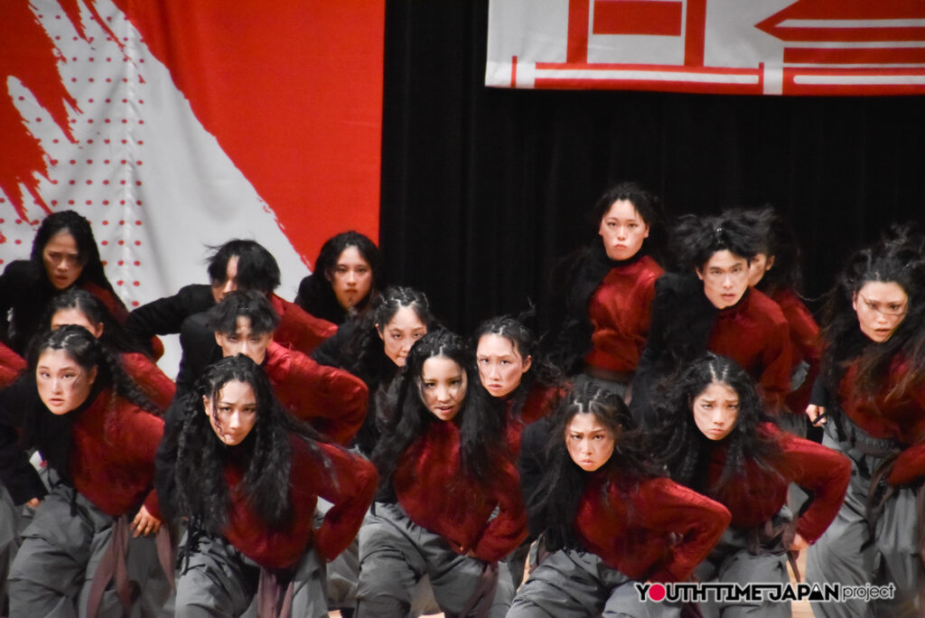 マイナビハイダン2026 EAST vol.3 LARGE部門で千葉県立幕張総合高等学校「DOHOPS」がパフォーマンスをしているところ