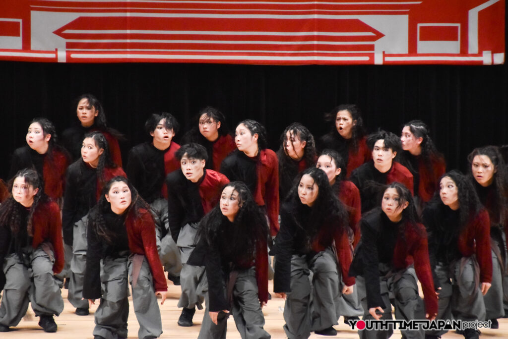 マイナビハイダン2026 EAST vol.3 LARGE部門で千葉県立幕張総合高等学校「DOHOPS」がパフォーマンスをしているところ