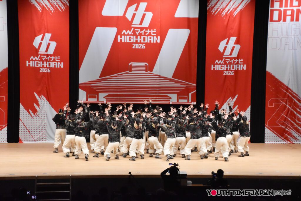 マイナビハイダン2026 EAST vol.3 LARGE部門で駒澤大学高等学校「Vallu」がパフォーマンスをしているところ