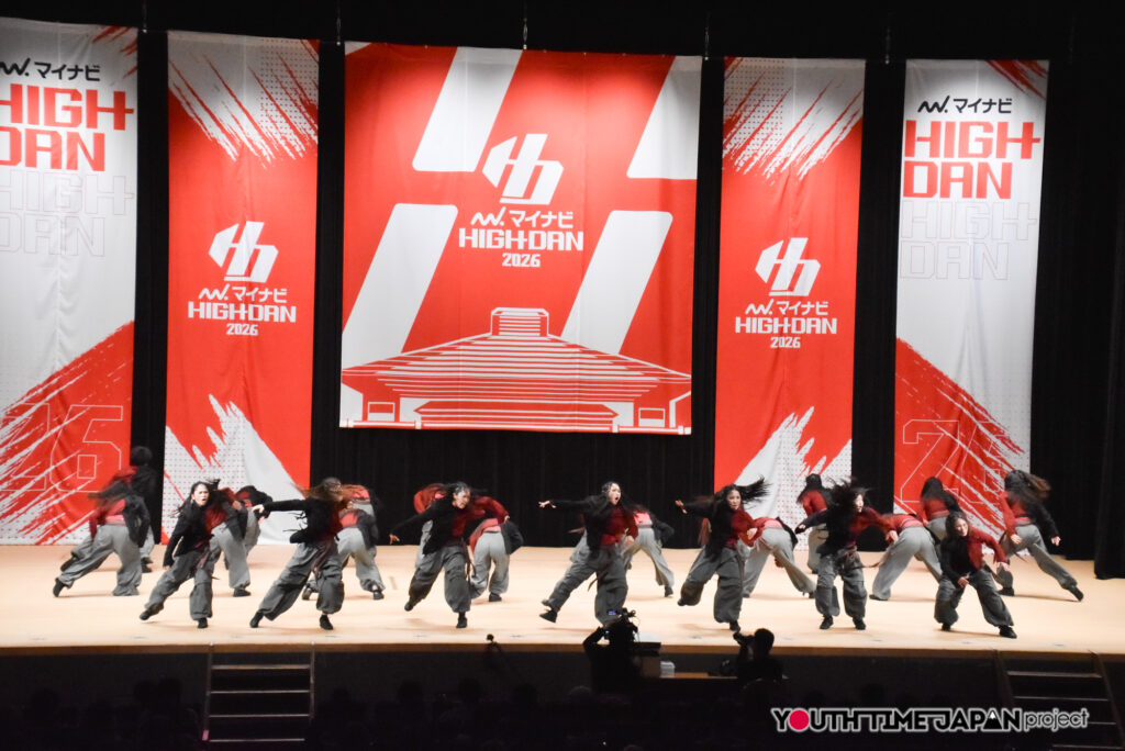 マイナビハイダン2026 EAST vol.3 LARGE部門で千葉県立幕張総合高等学校「DOHOPS」がパフォーマンスをしているところ