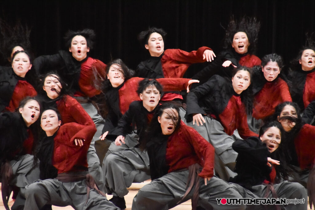 マイナビハイダン2026 EAST vol.3 LARGE部門で千葉県立幕張総合高等学校「DOHOPS」がパフォーマンスをしているところ