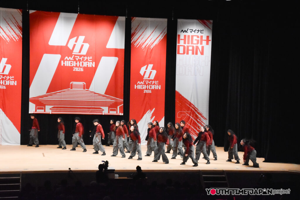 マイナビハイダン2026 EAST vol.3 LARGE部門で千葉県立幕張総合高等学校「DOHOPS」がパフォーマンスをしているところ