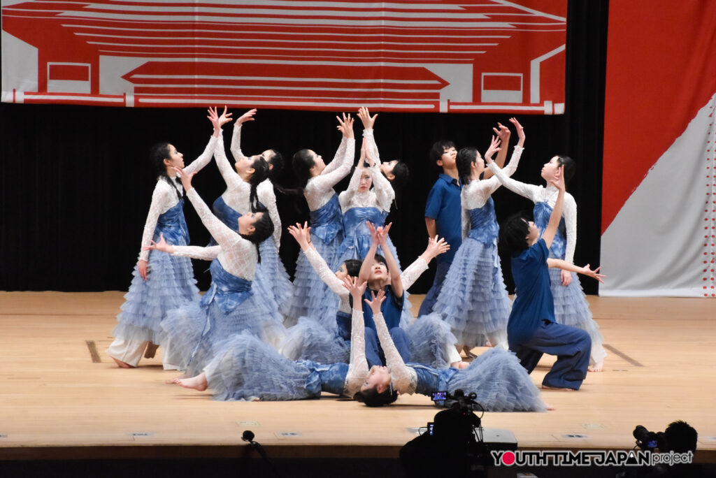 マイナビハイダン2026 EAST vol.3 LARGE部門で東京都立松原高等学校「Éclosion」がパフォーマンスをしているところ