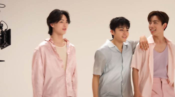 STARGLOW ヴァセリン『グルタヒア ボディローション』新CM 