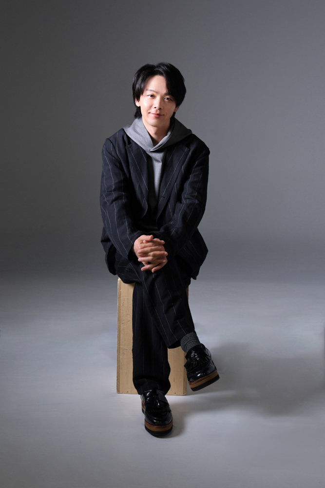 「君はクイズ」主演 中村倫也アザーカット