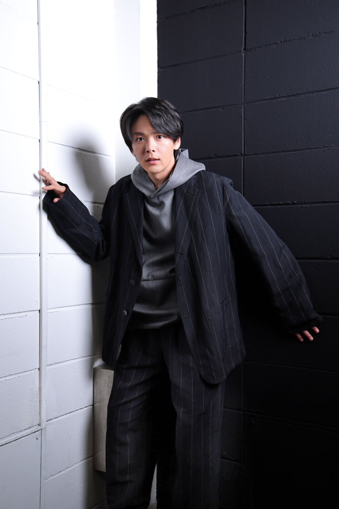 「君はクイズ」主演 中村倫也アザーカット