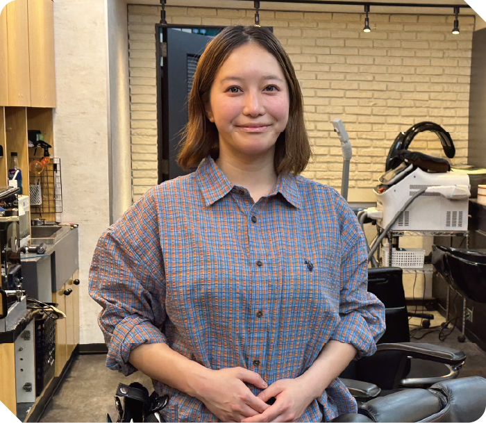 理容師　岡田みずき