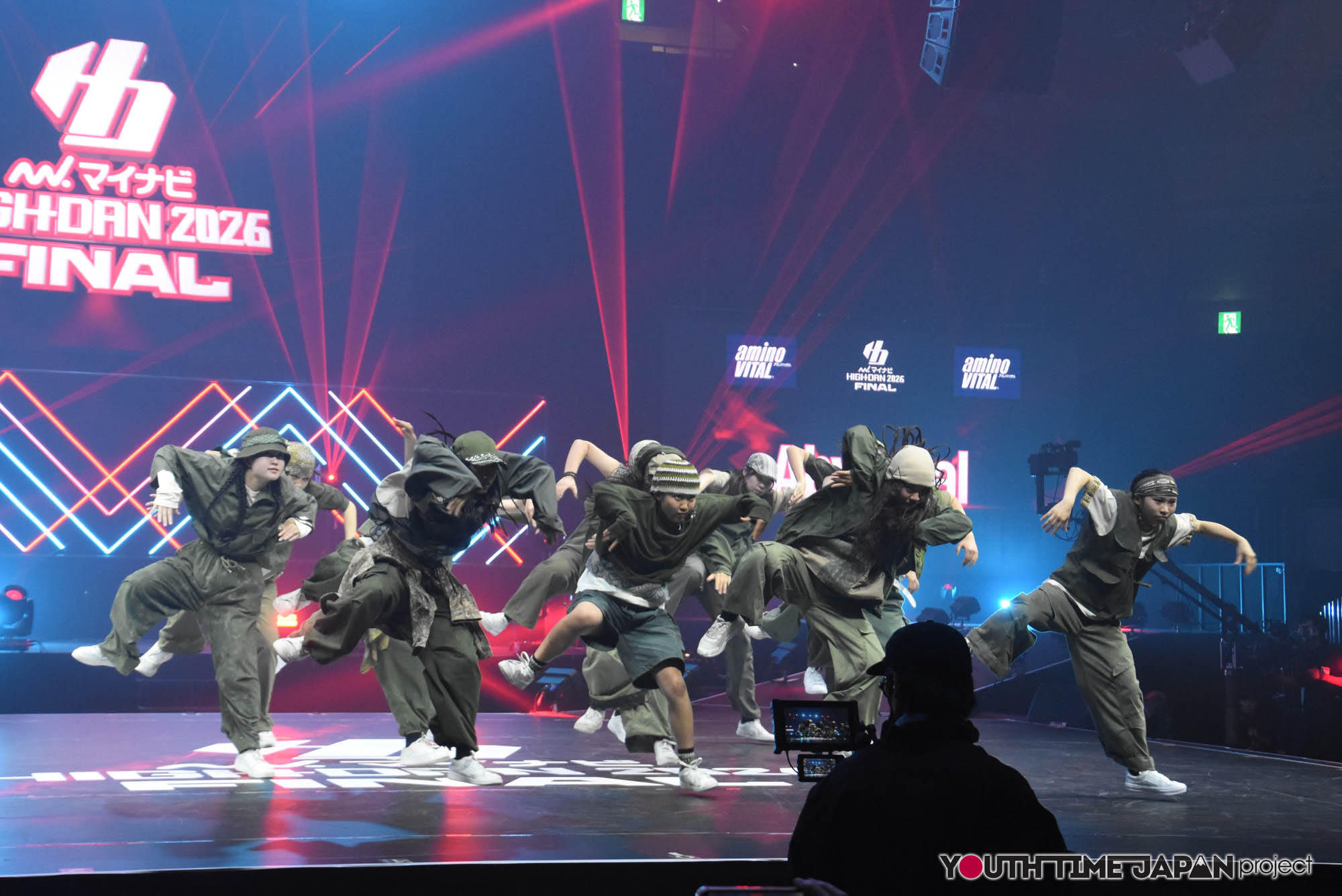 奈良市立一条高等学校「Abyssral」のハイダンファイナル2026でのパフォーマンス中の写真