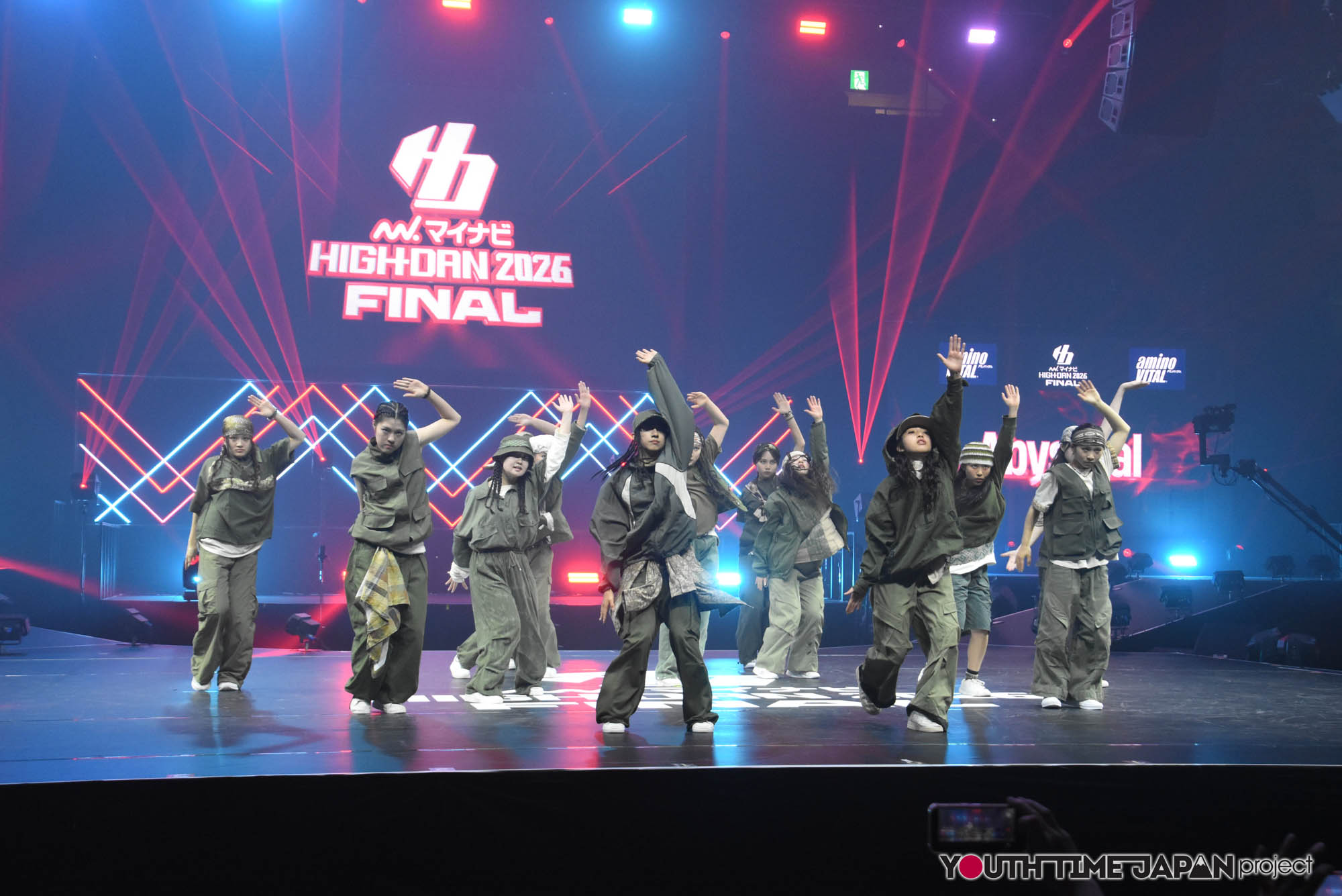 奈良市立一条高等学校「Abyssral」のハイダンファイナル2026でのパフォーマンス中の写真