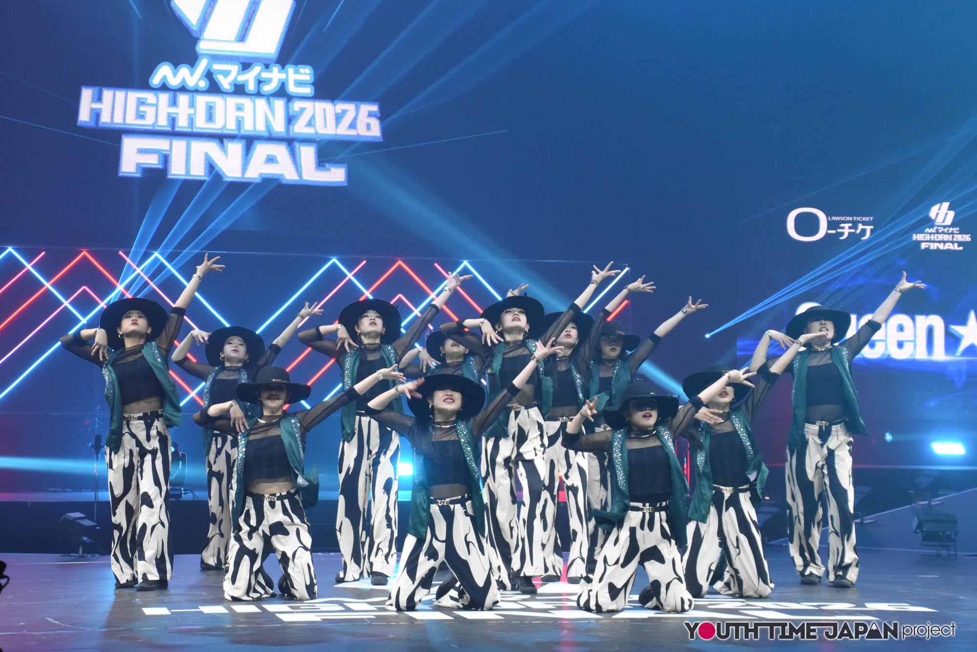 精華女子高等学校「Queen★Bee」のマイナビHIGH FONAL 2026でのパフォーマンス