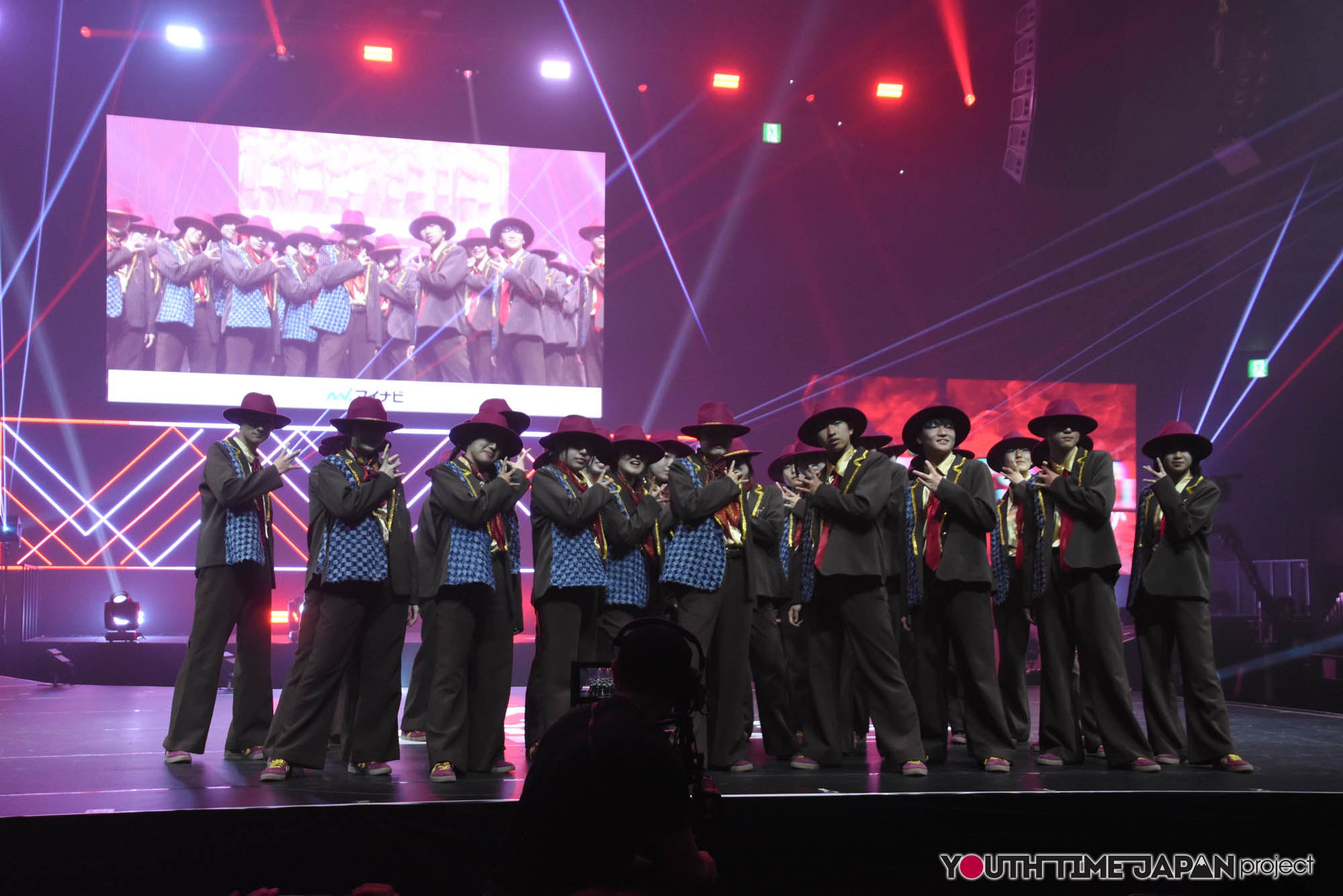 大阪府立箕面高等学校「800giesturm」のハイダンファイナル2026でのパフォーマンス中の写真