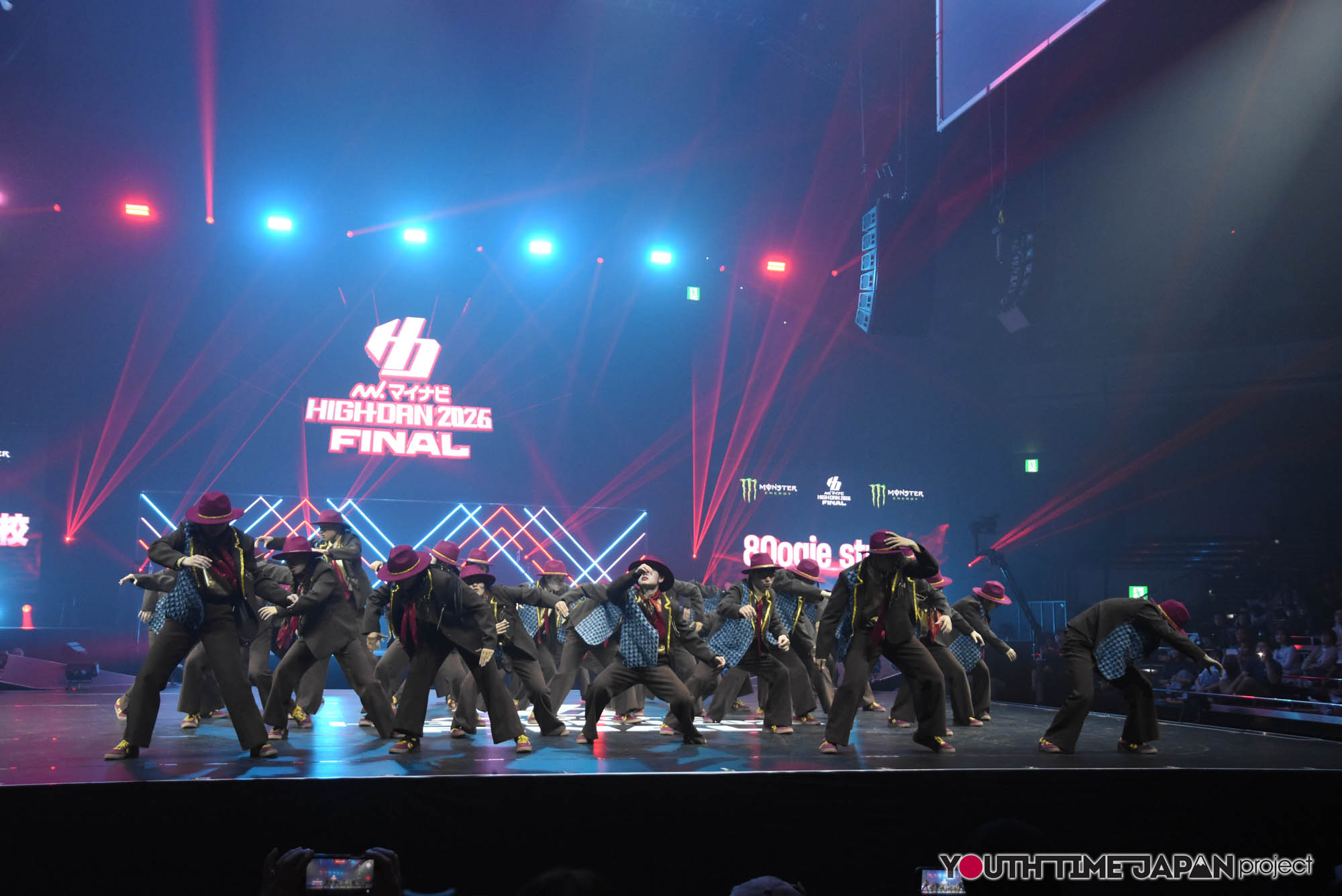 大阪府立箕面高等学校「800giesturm」のハイダンファイナル2026でのパフォーマンス中の写真