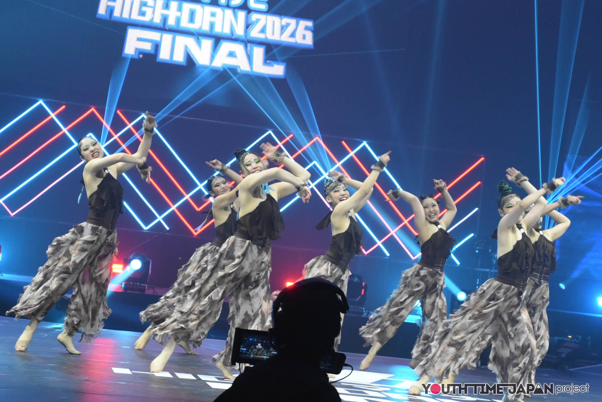 品川エトワール女子高等学校「EDCfamily」のマイナビHIGH FONAL 2026でのパフォーマンス