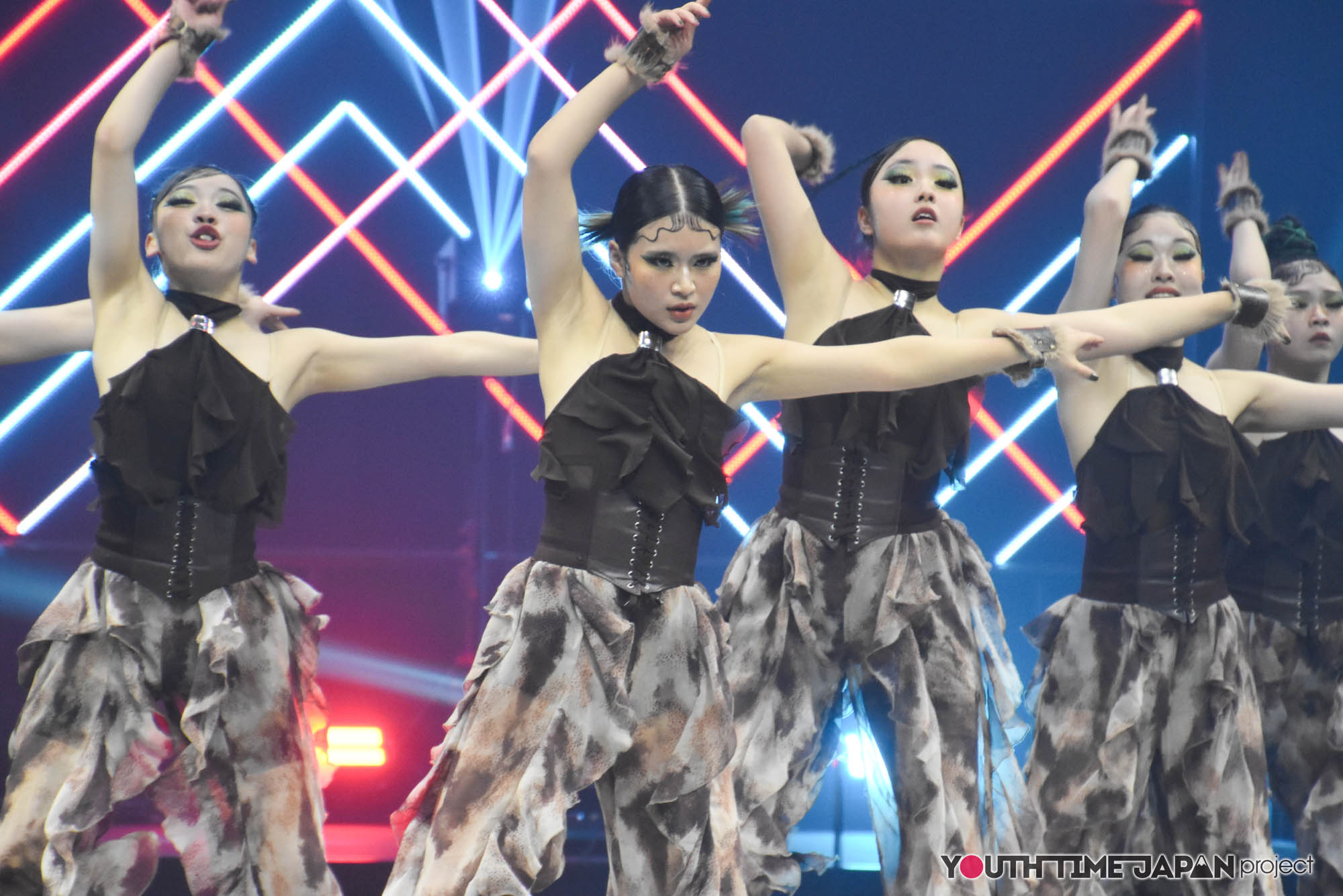 品川エトワール女子高等学校「EDCfamily」のマイナビHIGH FONAL 2026でのパフォーマンス