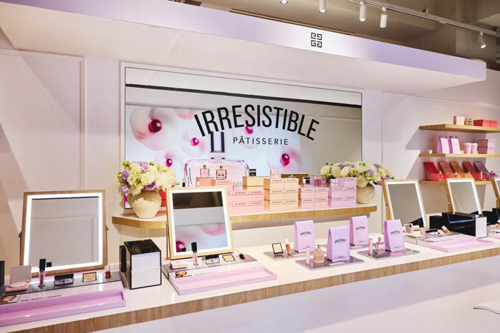 ジバンシイ イレジスティブル パティスリー