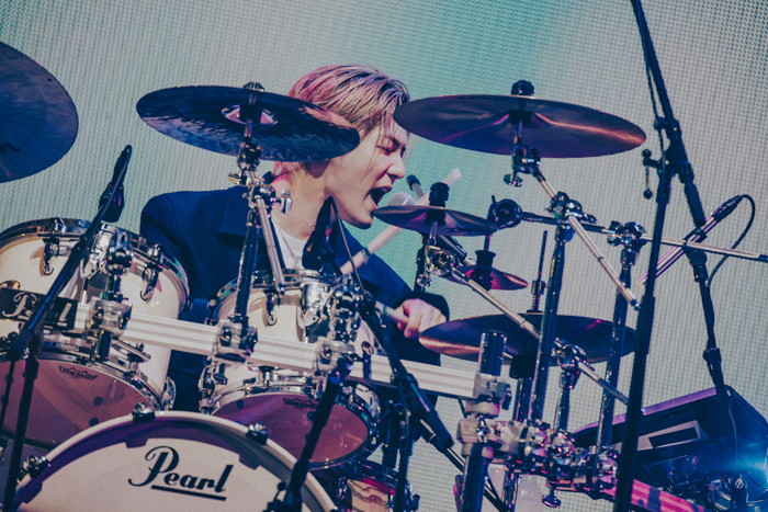 2026 CNBLUE LIVE '3LOGY' IN JAPANステージ写真