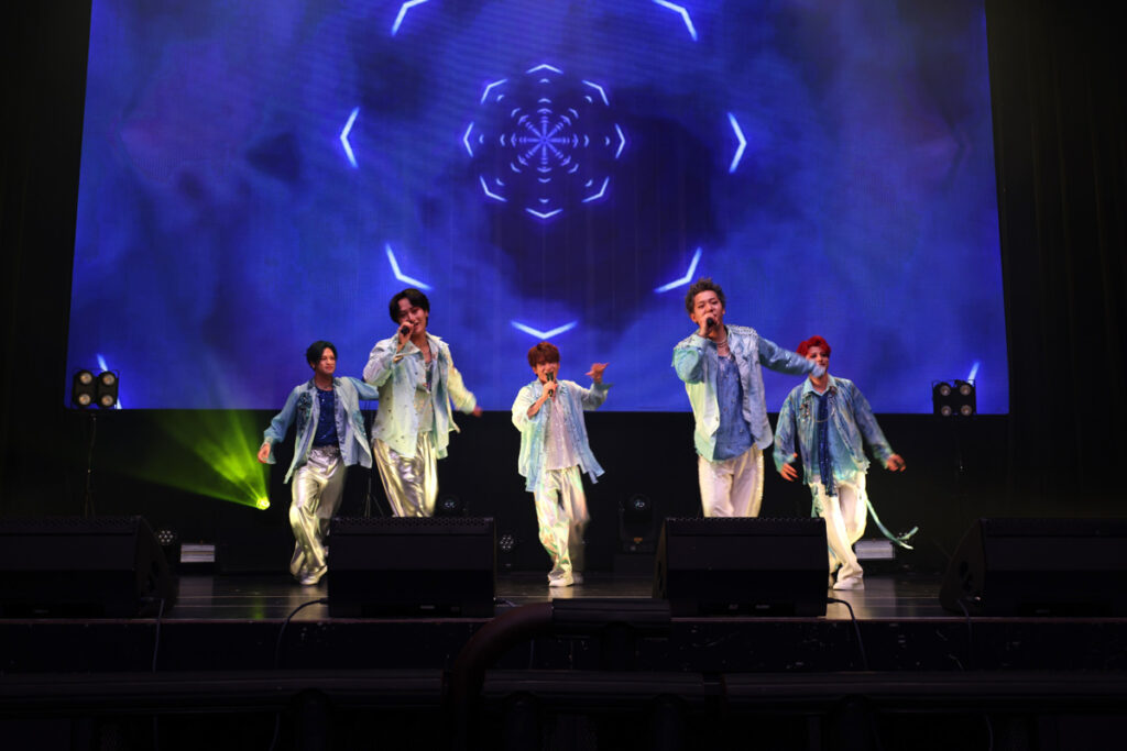 『5IN ONEMAN LIVE〜心炎〜』でのステージパフォーマンス