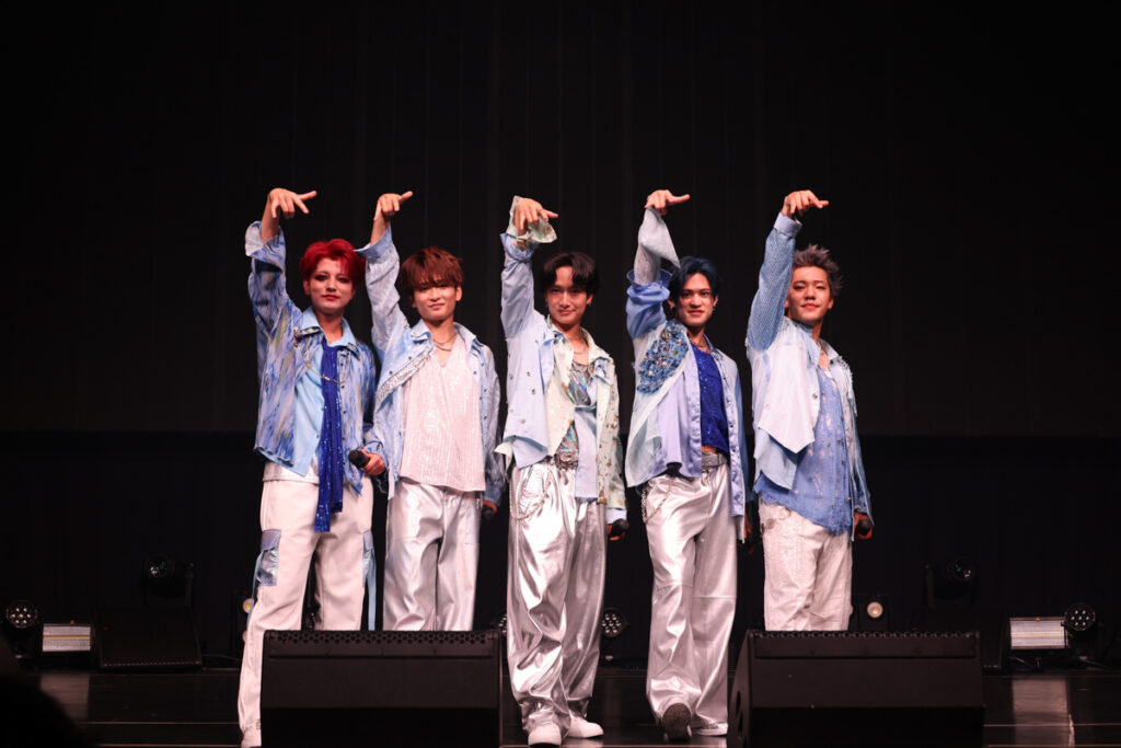 『5IN ONEMAN LIVE〜心炎〜』でのステージパフォーマンス