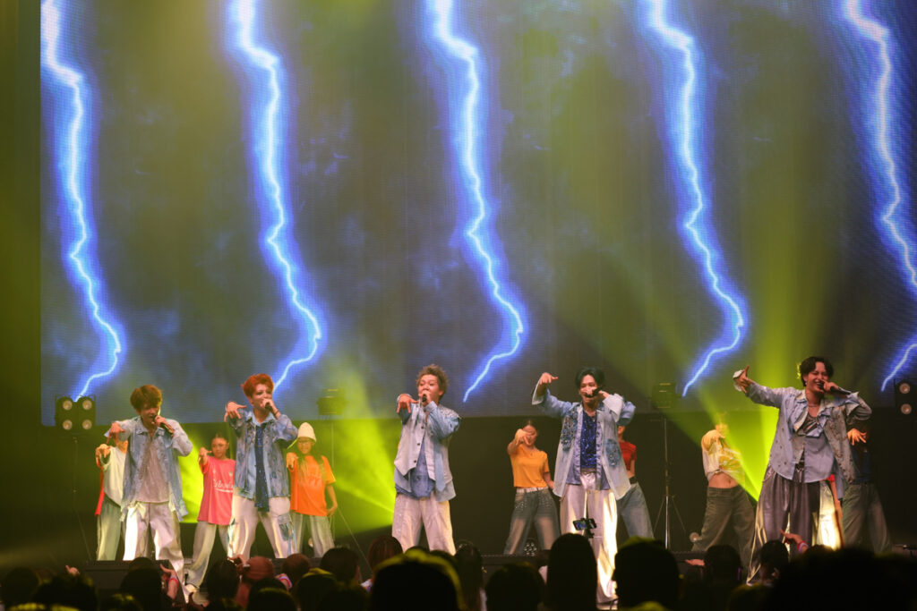 『5IN ONEMAN LIVE〜心炎〜』でのステージパフォーマンス