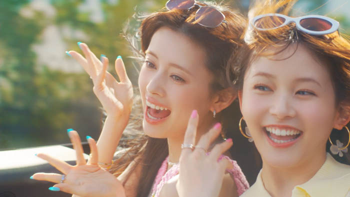 「Essential」新CM「さらツヤすぎる!Essential!(上海ハニー)」篇