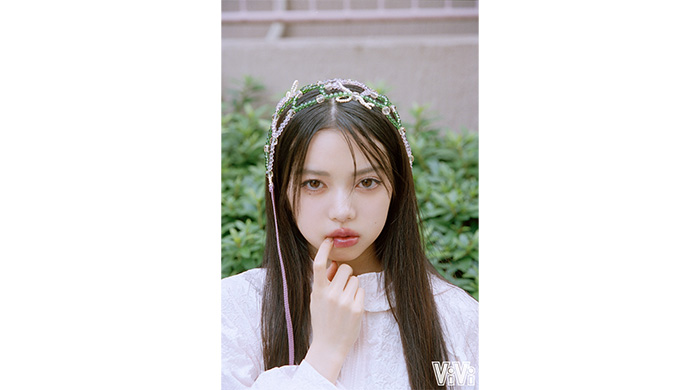 投稿についてもっと詳しく アイドルグループ「MORE STAR」の中山こはくが、8月21日（金）発売のViVi10月号のメイク企画に登場！