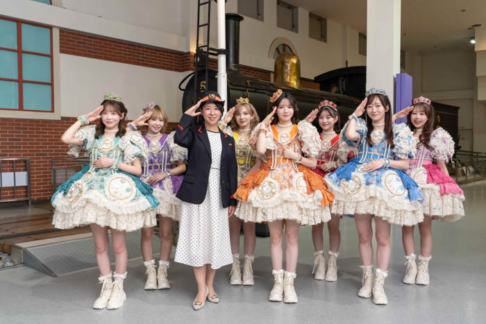 投稿についてもっと詳しく 東武鉄道×FRUITS ZIPPER「TOBU KAWAII PROJECT」本日より始動！