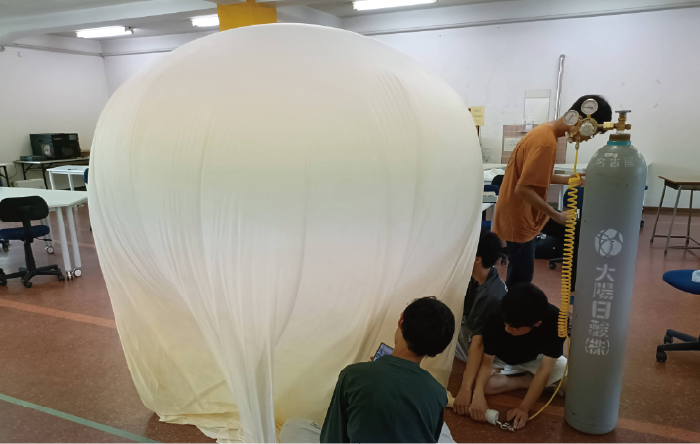 愛知県立旭丘高等学校 天文部 「Space Balloon Project」
