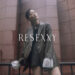 山下美月が纏う「RESEXXY(リゼクシー)」の“クールフェミニン”な秋ビジュアル公開
